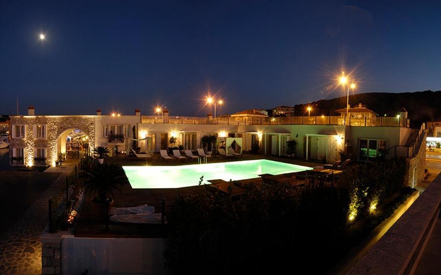 Cesme Marina Konukevi Exterior photo